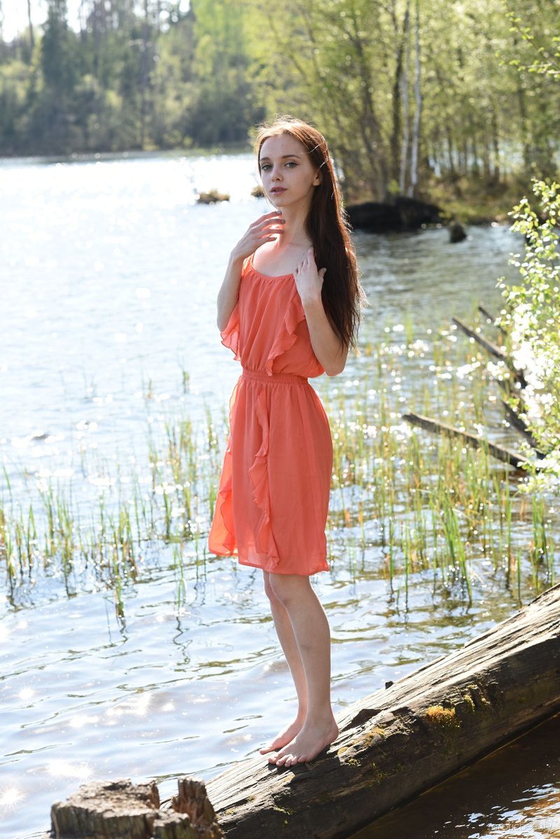 Мария, 18
